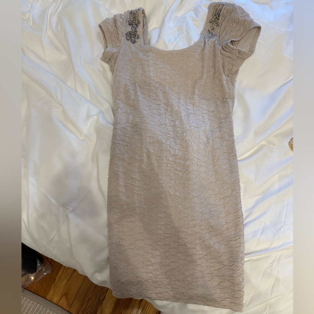 “Vintage” Mini dress with beading details